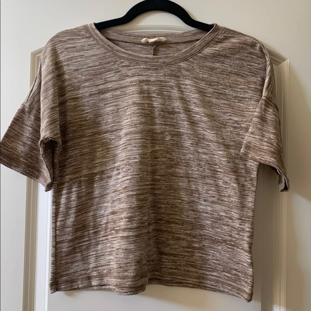 Short sleeved sweater